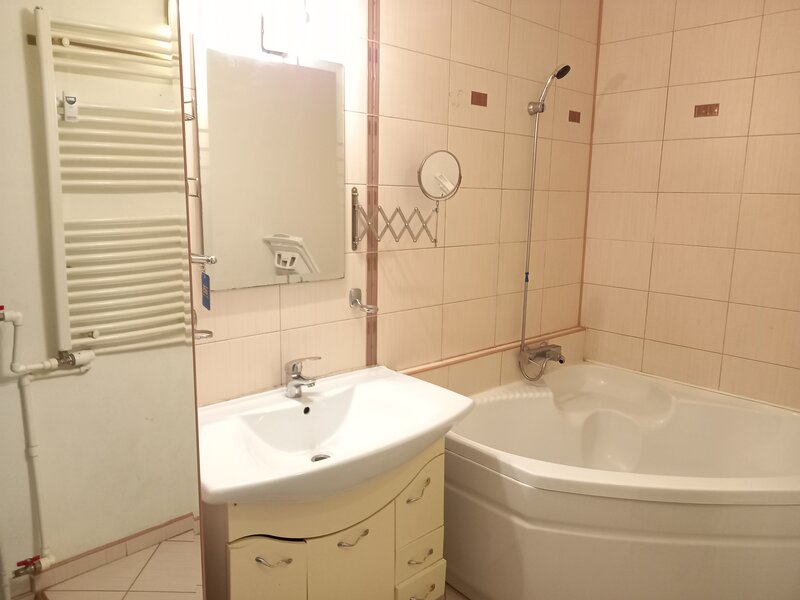 Rahova, Ene Modoran, apartament mobilat si utilat,